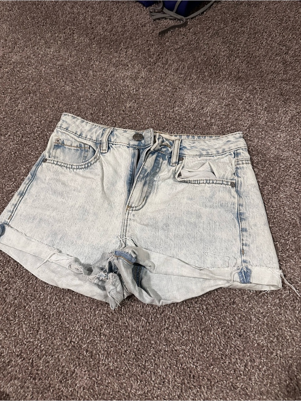 Garage Light Wash Denim Mom Shorts - Light Blue